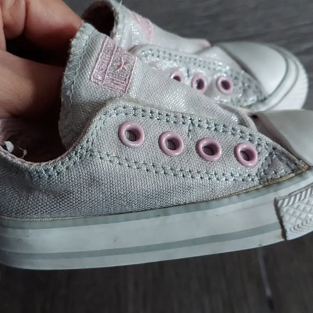 Converse sneaker hook